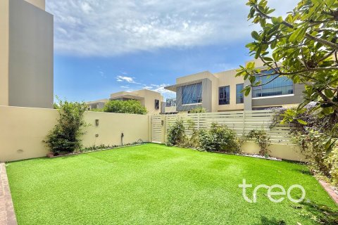 Townhouse de 3 dormitorios en Dubai Hills Estate, UAE No. 174032 4