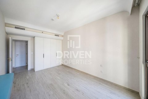 Apartment de 2 dormitorios en Umm Suqeim 3, UAE No. 191659 8