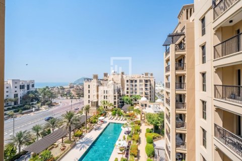 Apartment de 2 dormitorios en Umm Suqeim 3, UAE No. 191659 16