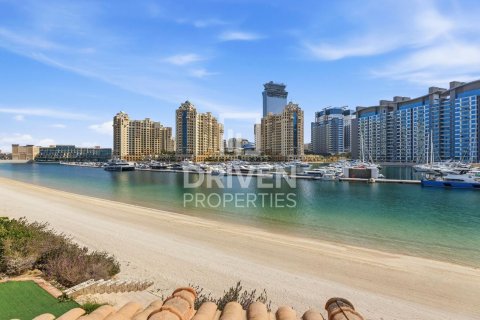 6 bedrooms Villa in Signature Villas, UAE No. 191661 24