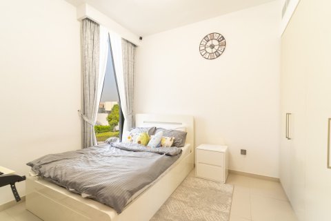 4 bedrooms Townhouse in Dubai, UAE No. 183564 10