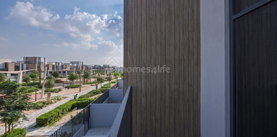 4 bedrooms Townhouse in Mudon, UAE No. 187646
