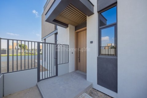 4 bedrooms Townhouse in Mudon, UAE No. 187646 12