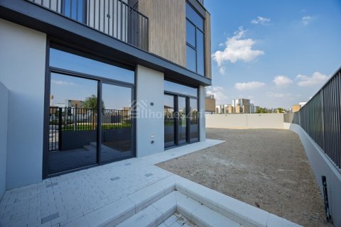 4 bedrooms Townhouse in Mudon, UAE No. 187641 8