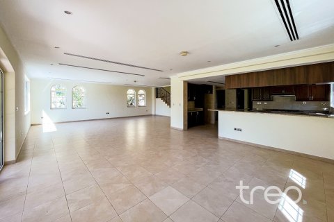Villa de 4 dormitorios en Legacy, UAE No. 198701 12