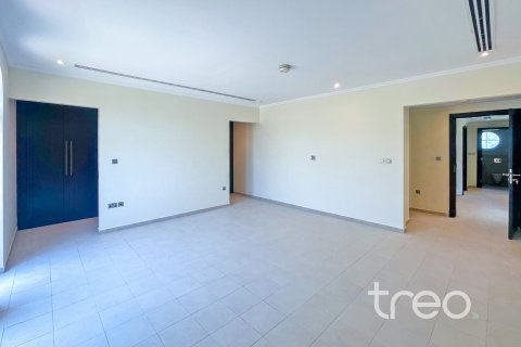 4 bedrooms Villa in Legacy, UAE No. 198703 10