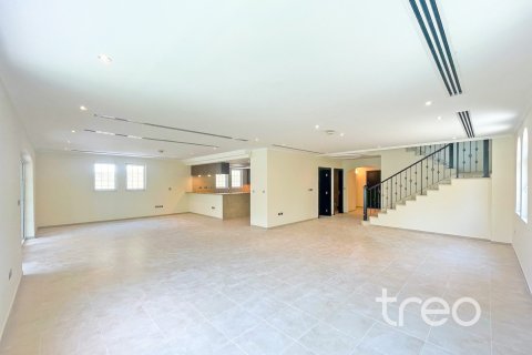 4 bedrooms Villa in Legacy, UAE No. 198703 13