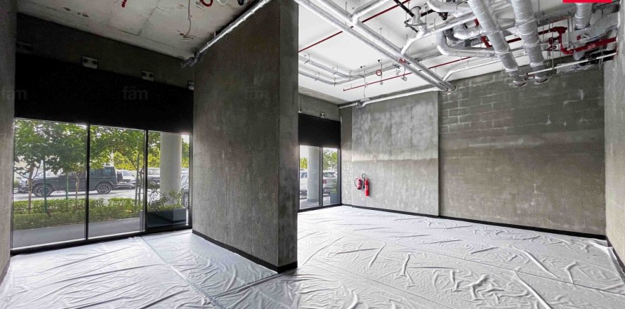 Shop de 81m² en Dubai, UAE No. 119498