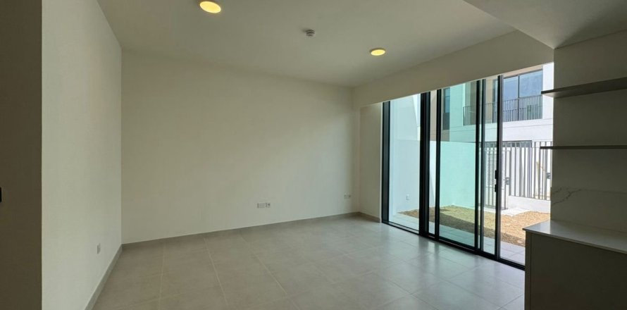 Villa de 3 chambres à Dubai, UAE No. 144312