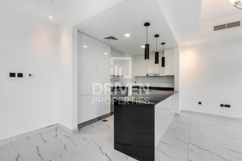 4 bedrooms Townhouse in District 11, UAE No. 201208 3