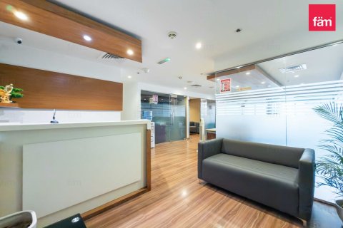 102.6m² Office in Dubai, UAE No. 166500
