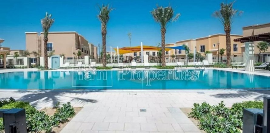 Вилла с 3 спальнями  №126003