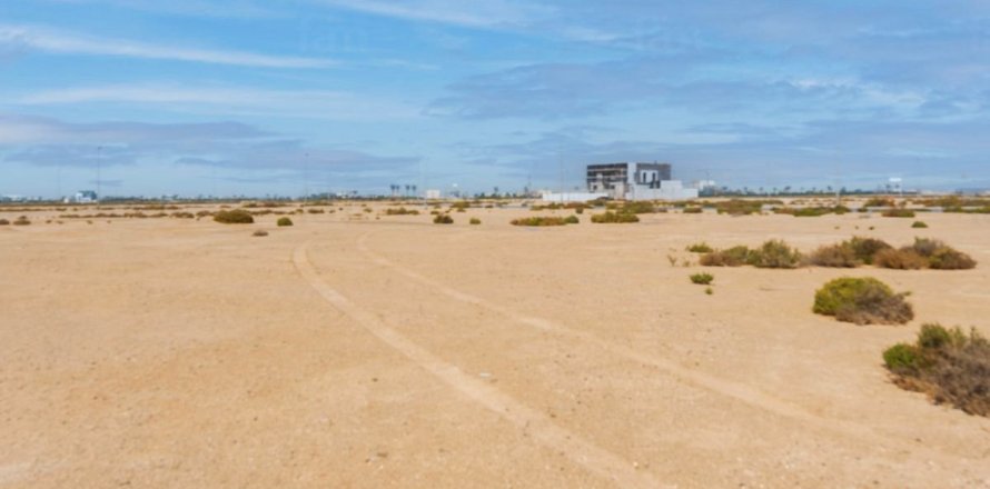 Land de 916.3m²  No. 126005