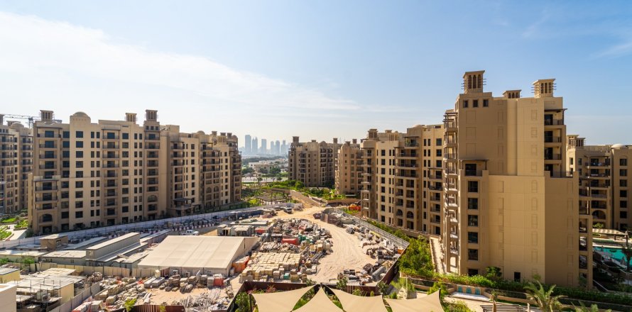 Квартира с 3 спальнями в Умм-Сукейм, ОАЭ №146936