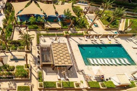 Квартира с 3 спальнями в Умм-Сукейм, ОАЭ №146936 4