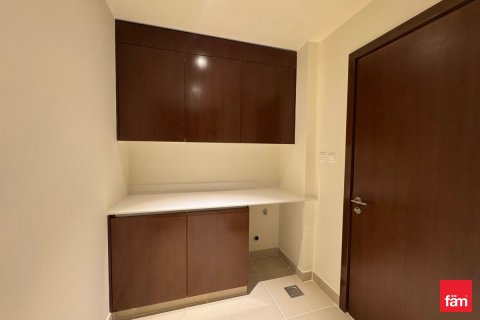 4 bedrooms Apartment No. 127366 12