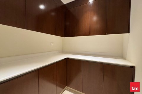 4 bedrooms Apartment No. 127366 11