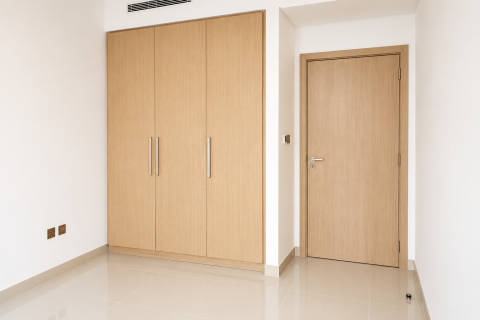 Apartment de 2 dormitorios en Dubai Creek Harbour, UAE No. 202360 6