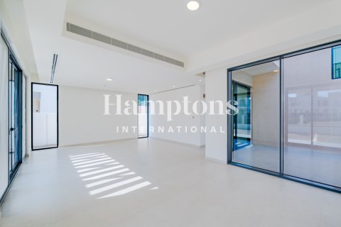 Villa de 4 dormitorios No. 119913 4