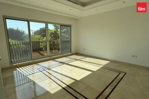 Villa de 4 chambres à Dubai, UAE No. 44367 1