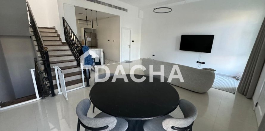 Townhouse de 3 chambres à Liwan, UAE No. 167670