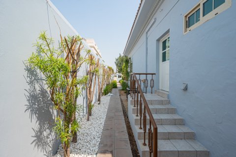 Villa de 5 dormitorios en Al Barsha, UAE No. 202370 26