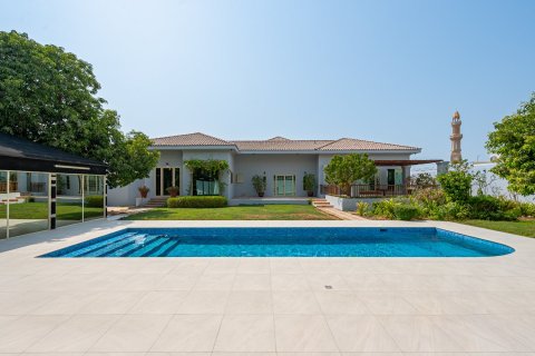 Villa de 5 dormitorios en Al Barsha, UAE No. 202370 4