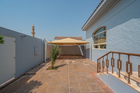 Villa de 5 dormitorios en Al Barsha, UAE No. 202370 25