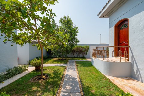 Villa de 5 dormitorios en Al Barsha, UAE No. 202370 27