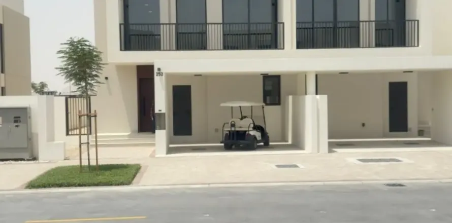 4 غرف نوم فيلا  رقم 127828