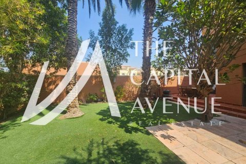 Villa de 4 dormitorios No. 120061 20