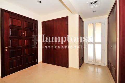 Townhouse de 2 dormitorios en Arabian Ranches 2, UAE No. 167451 3
