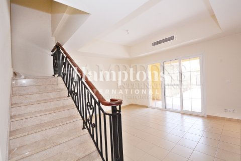 Townhouse de 2 dormitorios en Arabian Ranches 2, UAE No. 167450 6