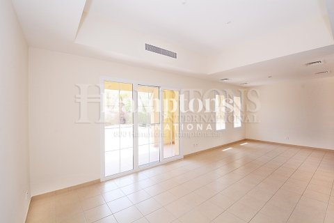 Townhouse de 2 dormitorios en Arabian Ranches 2, UAE No. 167450 14