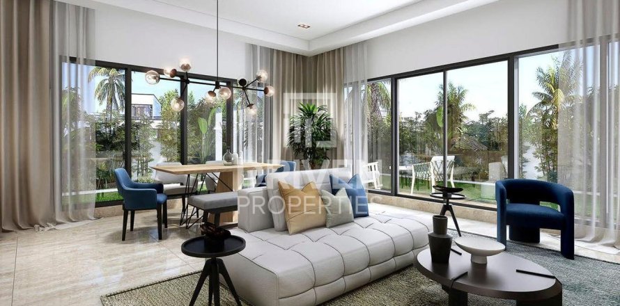 4 bedrooms Villa in Dubai Investment Park, UAE No. 190091
