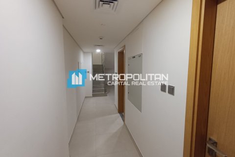 Apartment de 2 dormitorios en Al Reem Island, UAE No. 142132 12