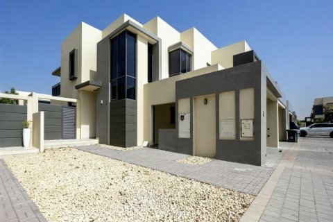 4 bedrooms Townhouse in Jumeirah Village Circle, UAE No. 147135 4