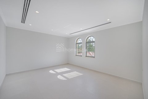 Villa de 5 dormitorios en Jumeirah Park, UAE No. 163396 17