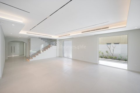 Villa de 5 dormitorios en Jumeirah Park, UAE No. 163396 23