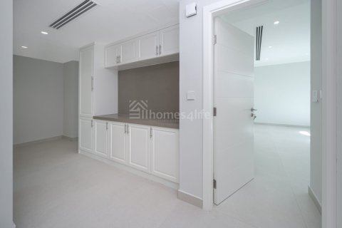 Villa de 5 dormitorios en Jumeirah Park, UAE No. 163396 30