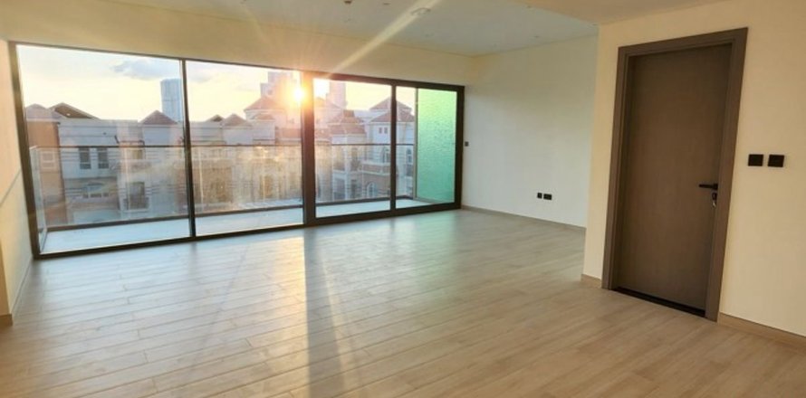 61.9m² Office in Dubai, UAE No. 143504