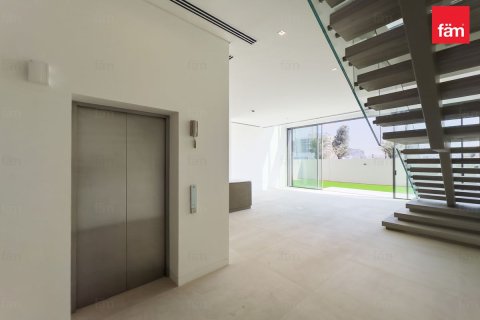 3 bedrooms Townhouse in Dubai, UAE No. 143503 8