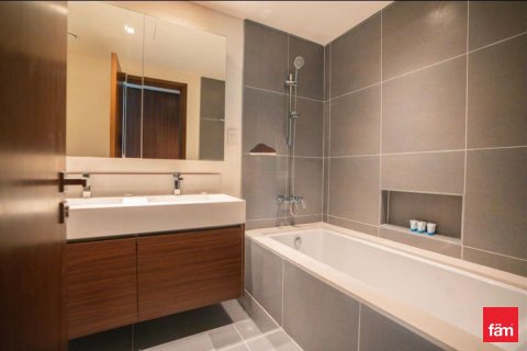 2 bedrooms Apartment in Dubai, UAE No. 143499 8