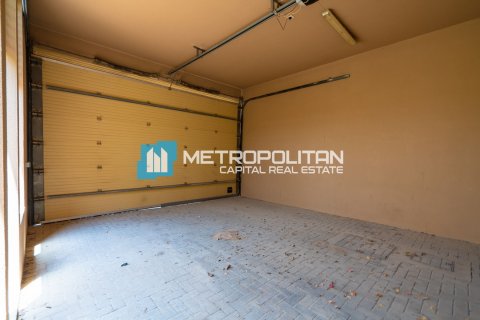 Таунхаус с 4 спальнями в Халифа-Сити, ОАЭ №145726 14