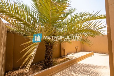 Таунхаус с 4 спальнями в Халифа-Сити, ОАЭ №145726 18