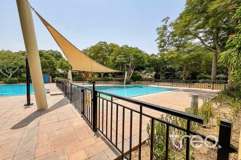 Villa de 2 dormitorios en Palmera 4, UAE No. 173668 13