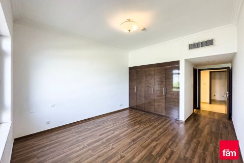 2 bedrooms Apartment in Dubai, UAE No. 143654 8