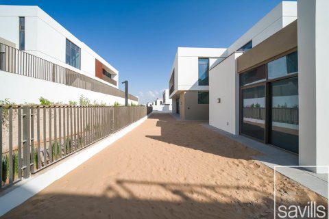 4 غرف نوم فيلا في Al Furjan, الإمارات العربية المتحدة رقم 136824 3