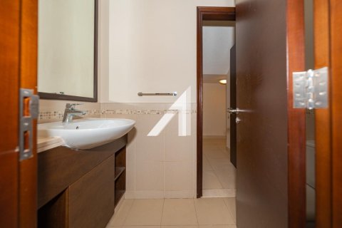 3 bedrooms Villa in Dubai, UAE No. 136828 13