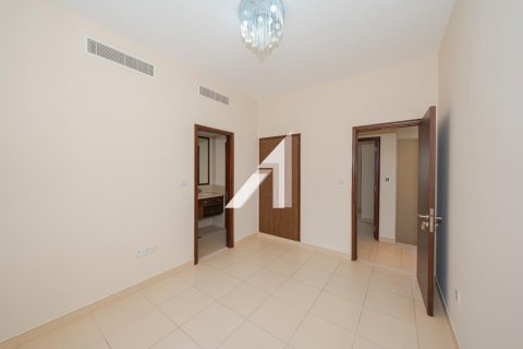 3 bedrooms Villa in Dubai, UAE No. 136828 8